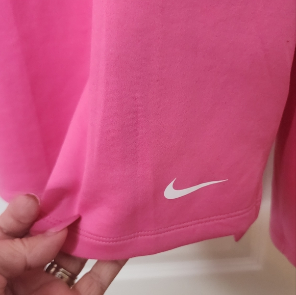 Woman's XXL Nike Therma Fit Half Zip Top - Picture 5 of 7